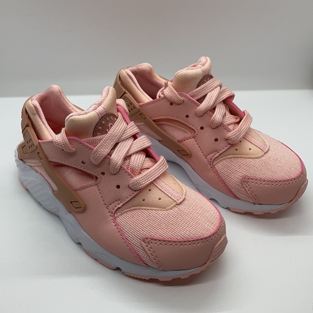 Nike Huarache Run. Girls Size 11